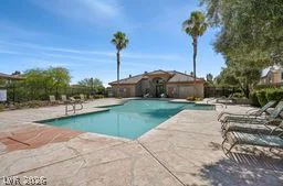 7701 Robindale, Las Vegas, NV 89113