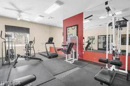 7701 Robindale, Las Vegas, NV 89113