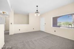 7701 Robindale, Las Vegas, NV 89113