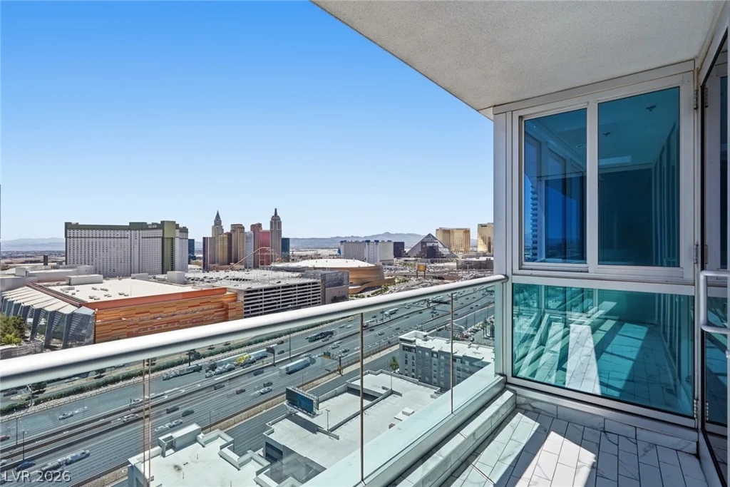 4575 Dean Martin, Las Vegas, NV 89103