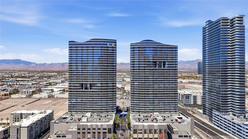 4575 Dean Martin, Las Vegas, NV 89103