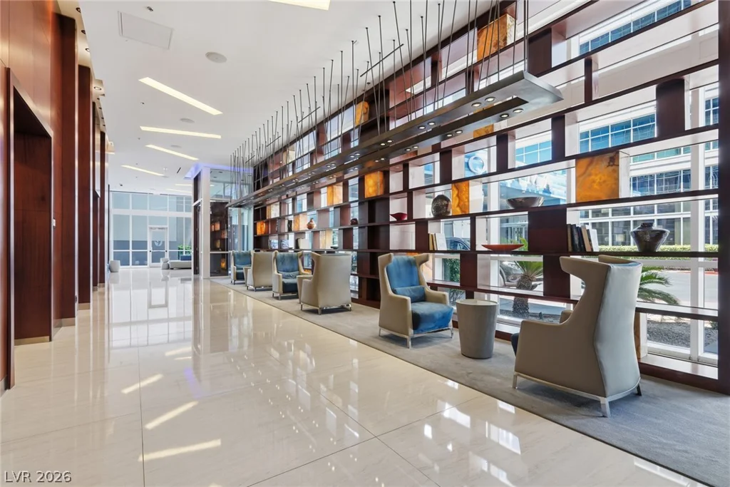 4575 Dean Martin, Las Vegas, NV 89103