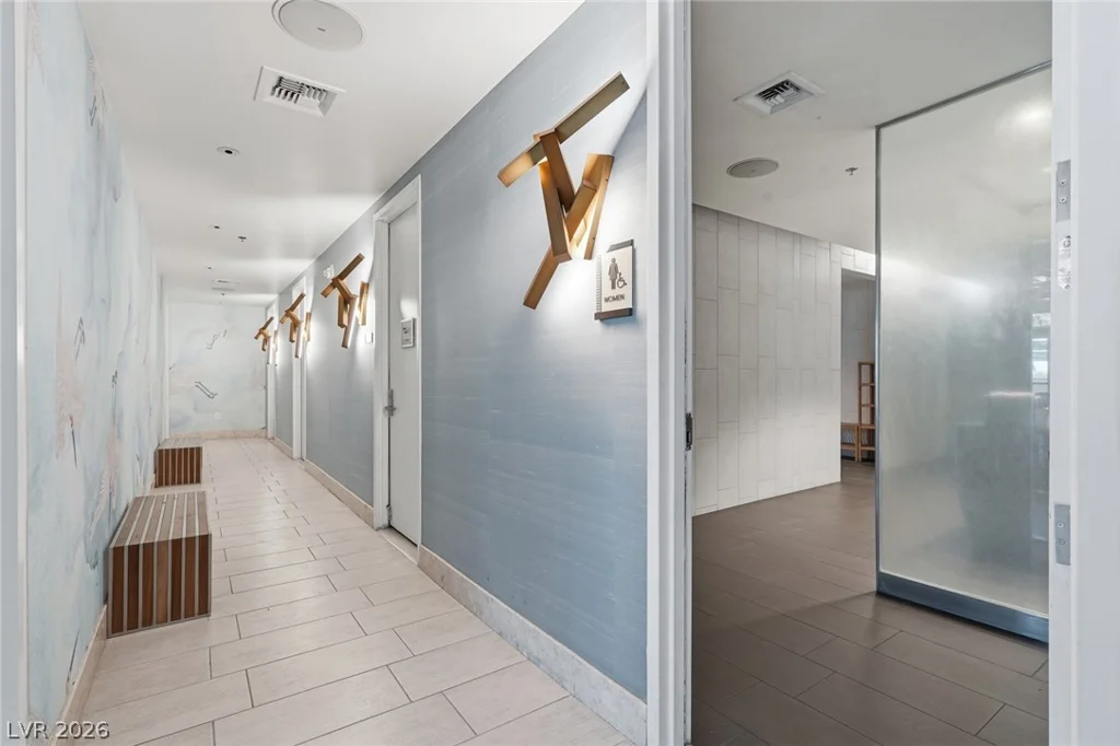 4575 Dean Martin, Las Vegas, NV 89103