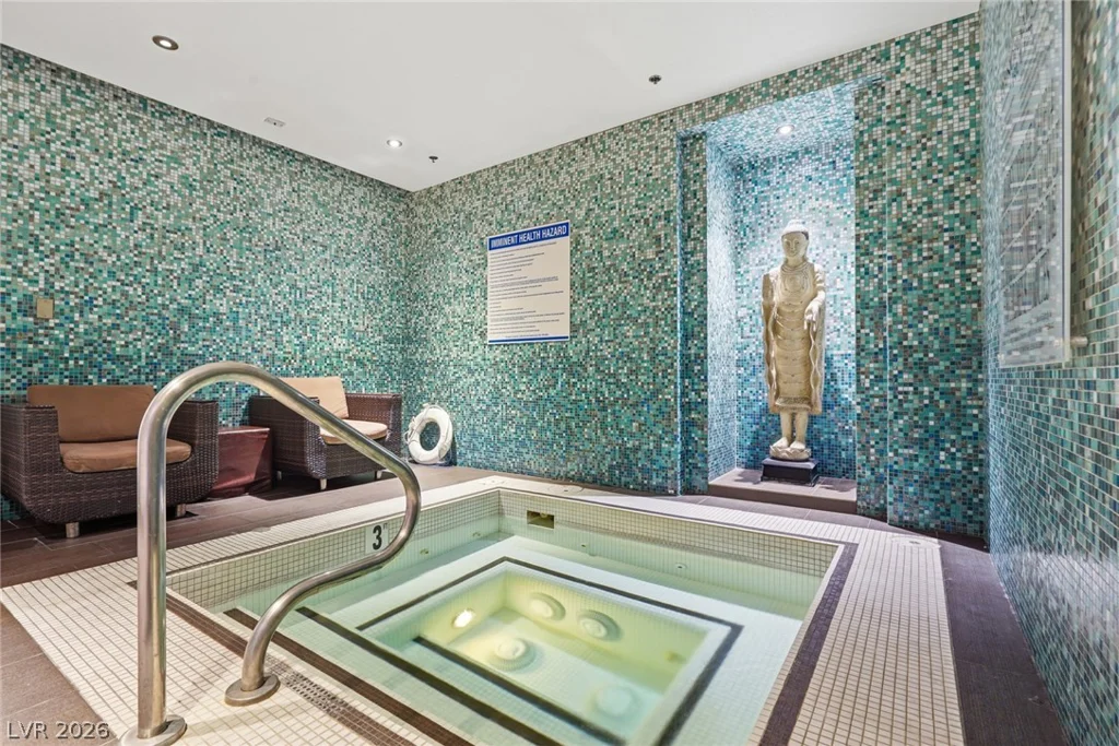 4575 Dean Martin, Las Vegas, NV 89103