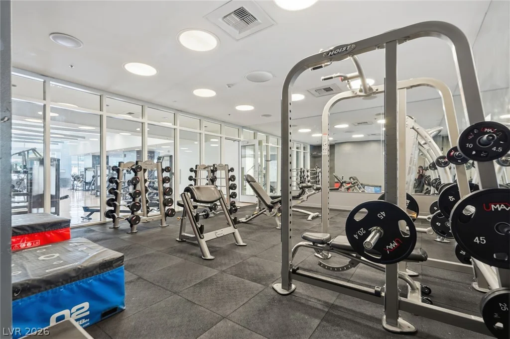 4575 Dean Martin, Las Vegas, NV 89103