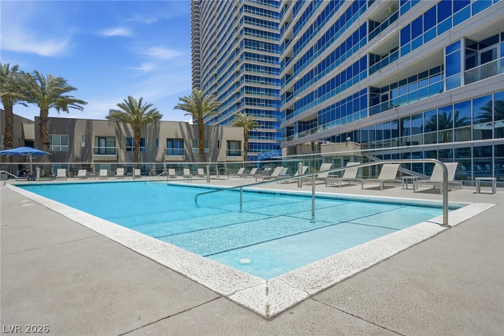 4575 Dean Martin, Las Vegas, NV 89103