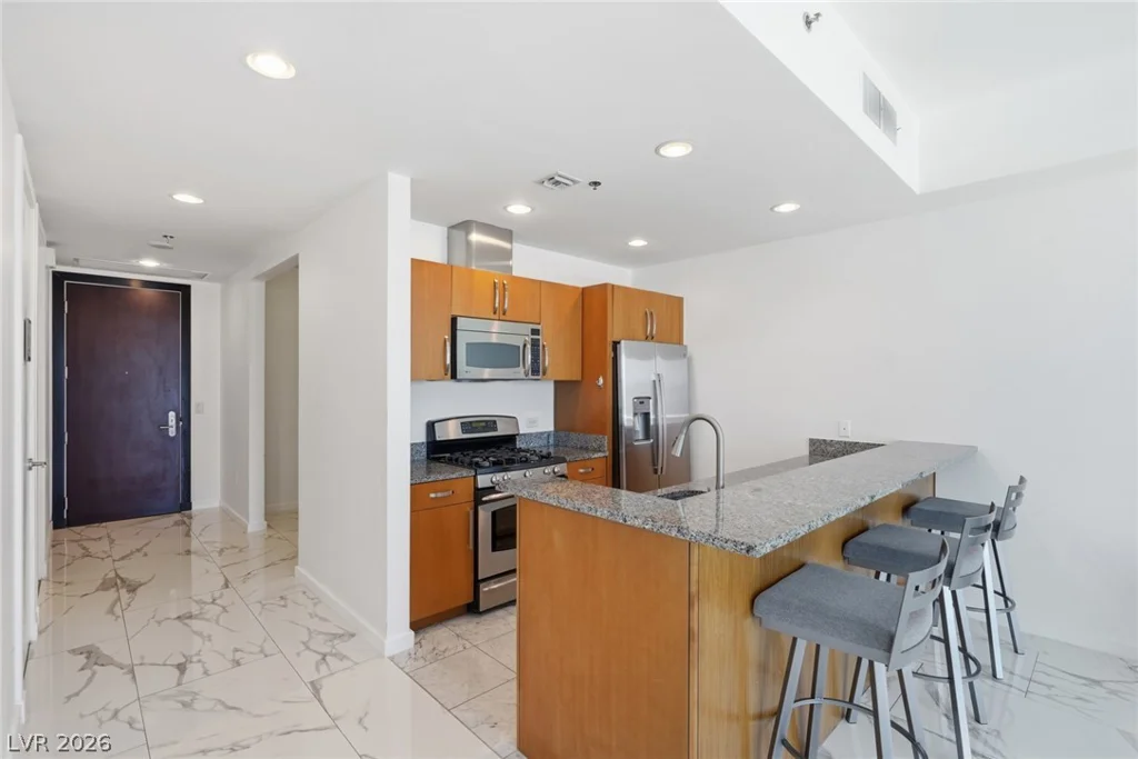 4575 Dean Martin, Las Vegas, NV 89103