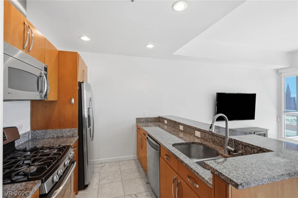 4575 Dean Martin, Las Vegas, NV 89103
