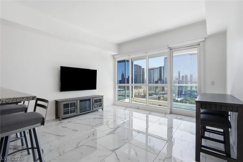 4575 Dean Martin, Las Vegas, NV 89103