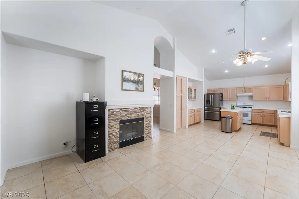 5417 Rose Thicket, Las Vegas, NV 89130