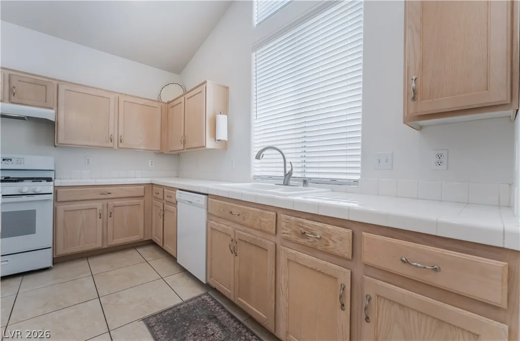 5417 Rose Thicket, Las Vegas, NV 89130