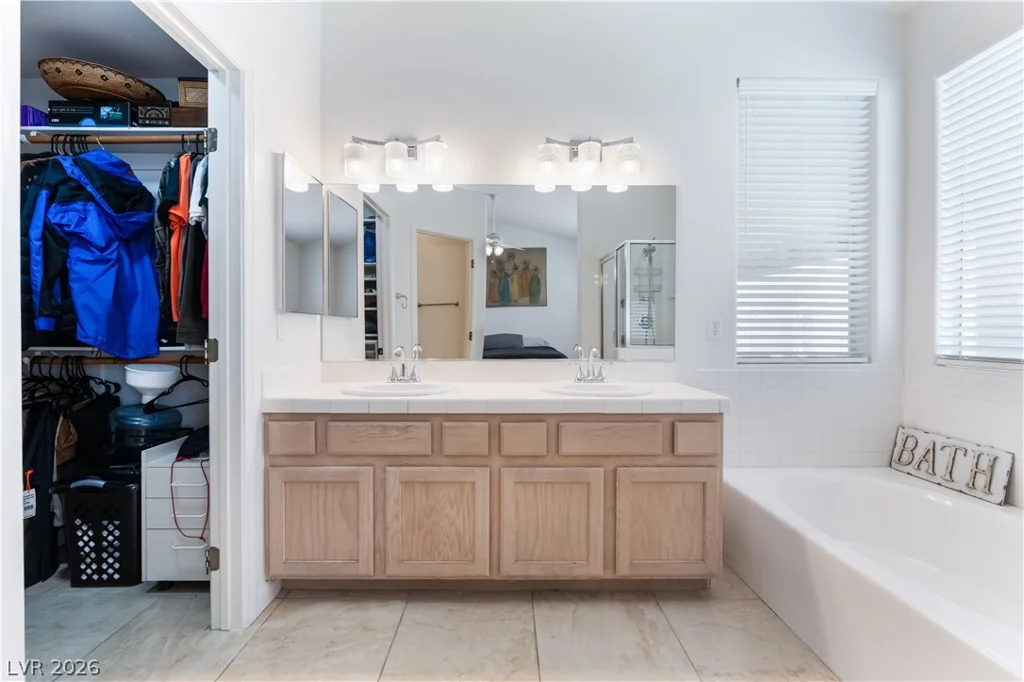 5417 Rose Thicket, Las Vegas, NV 89130