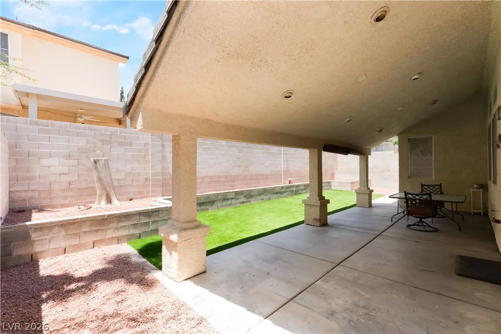5417 Rose Thicket, Las Vegas, NV 89130