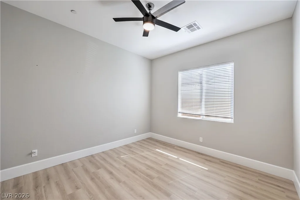 9930 Justin Earl, Las Vegas, NV 89149