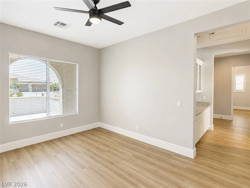 9930 Justin Earl, Las Vegas, NV 89149