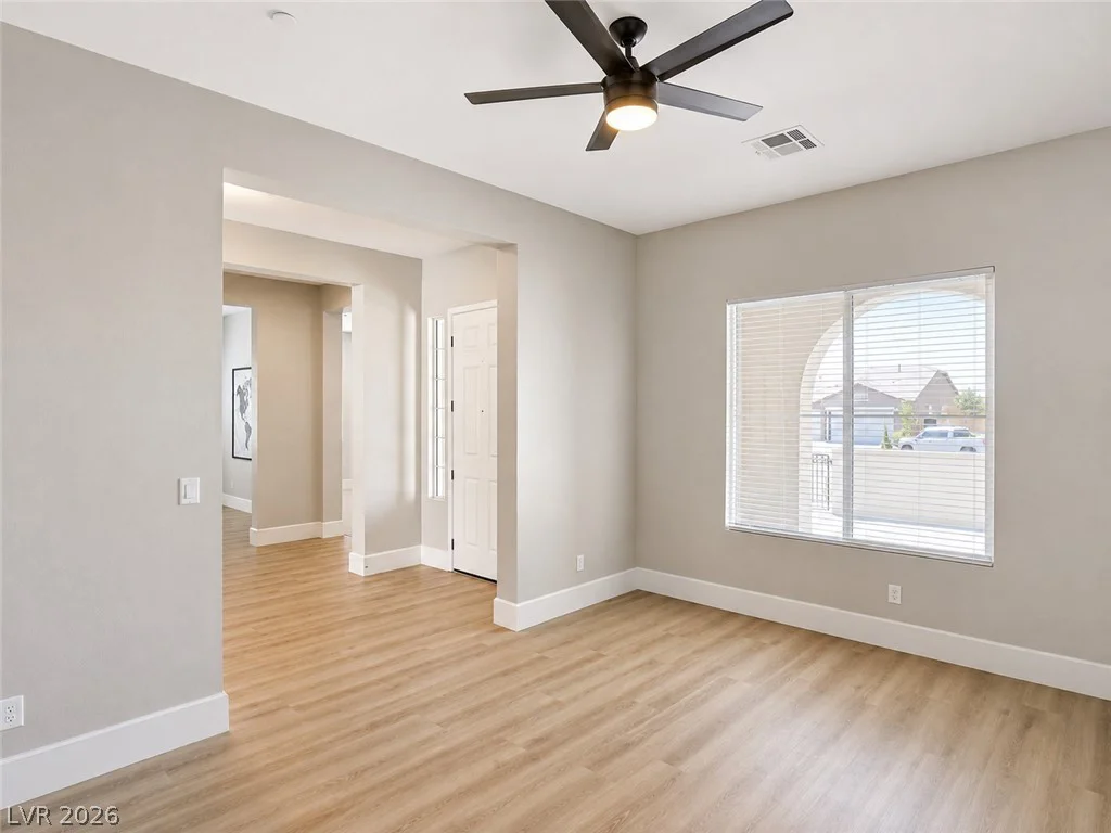 9930 Justin Earl, Las Vegas, NV 89149