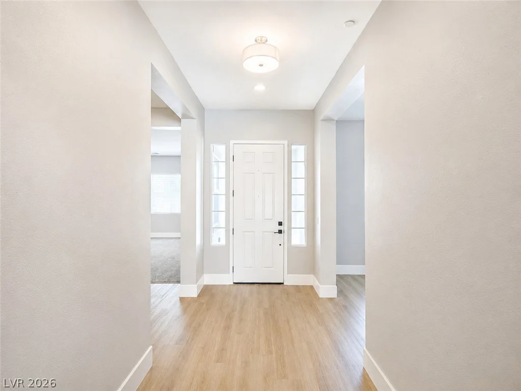 9930 Justin Earl, Las Vegas, NV 89149
