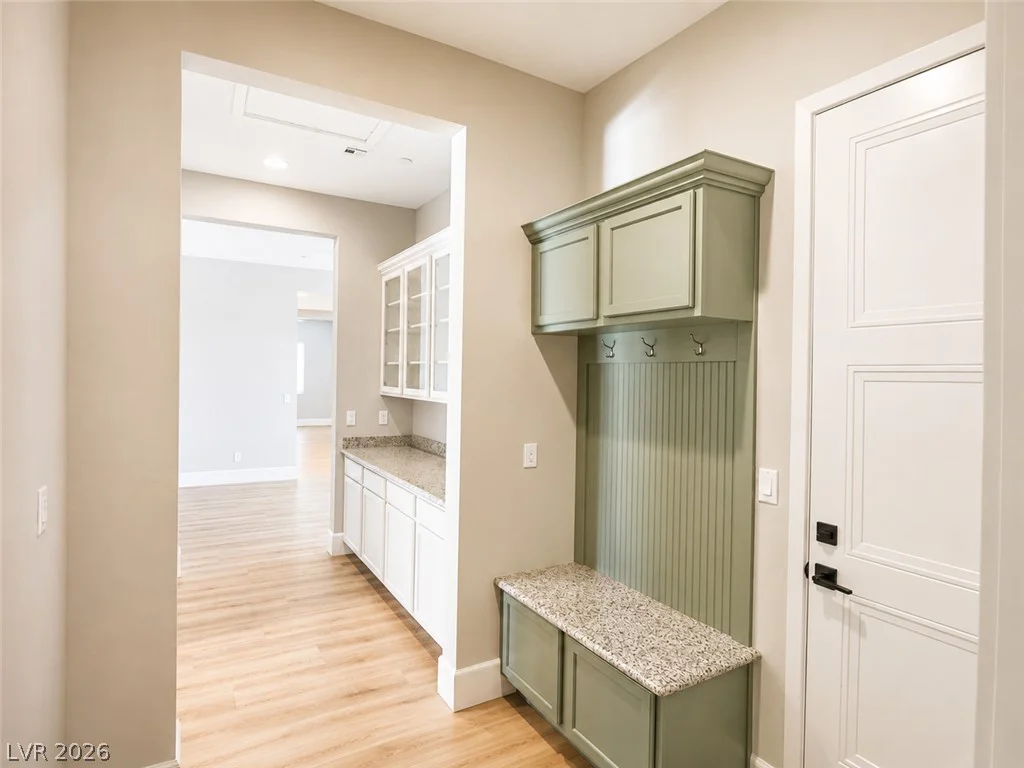 9930 Justin Earl, Las Vegas, NV 89149
