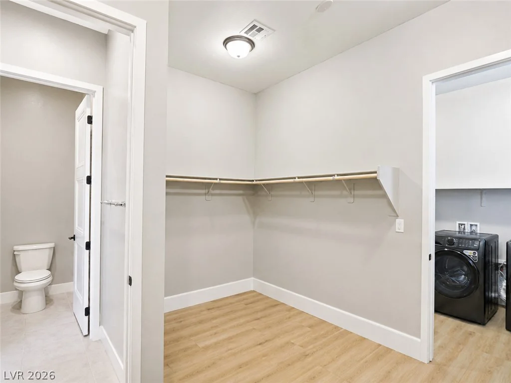 9930 Justin Earl, Las Vegas, NV 89149