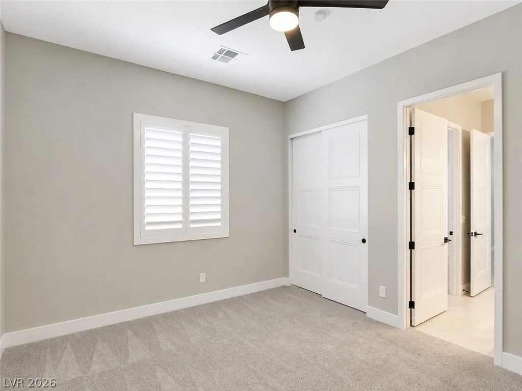 9930 Justin Earl, Las Vegas, NV 89149