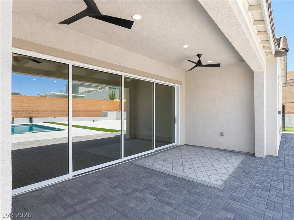 9930 Justin Earl, Las Vegas, NV 89149