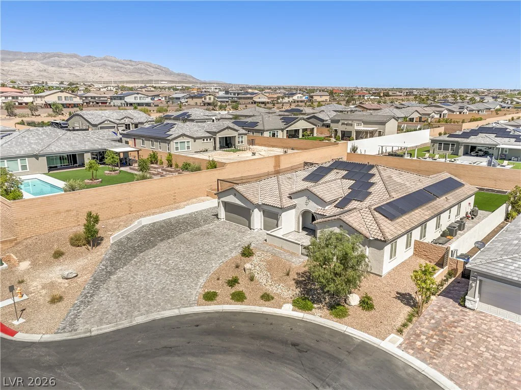 9930 Justin Earl, Las Vegas, NV 89149