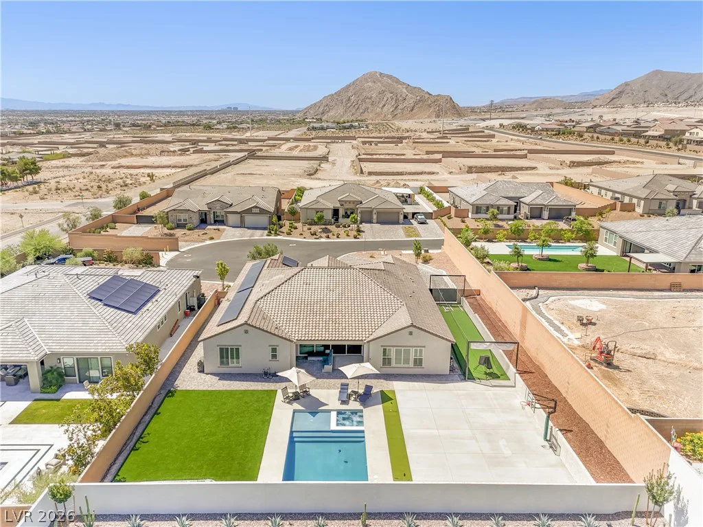 9930 Justin Earl, Las Vegas, NV 89149
