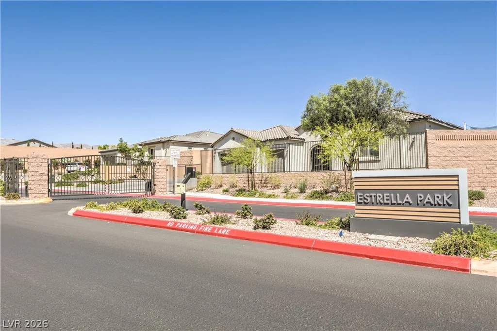 9930 Justin Earl, Las Vegas, NV 89149