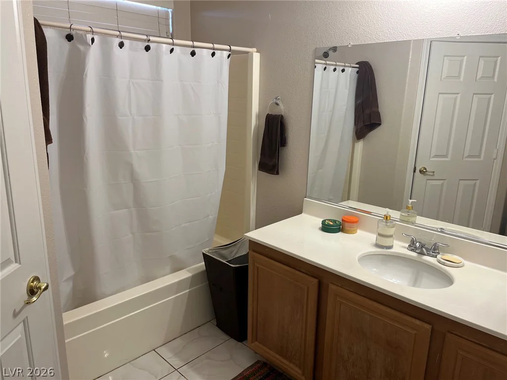 8473 Barossa, Las Vegas, NV 89117