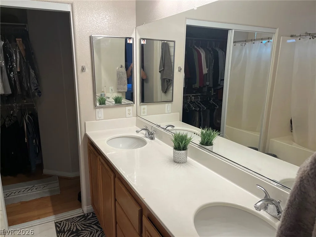8473 Barossa, Las Vegas, NV 89117