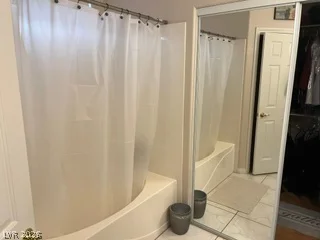 8473 Barossa, Las Vegas, NV 89117