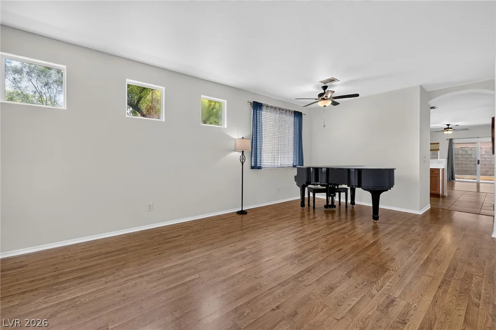 9001 Teetering Rock, Las Vegas, NV 89143