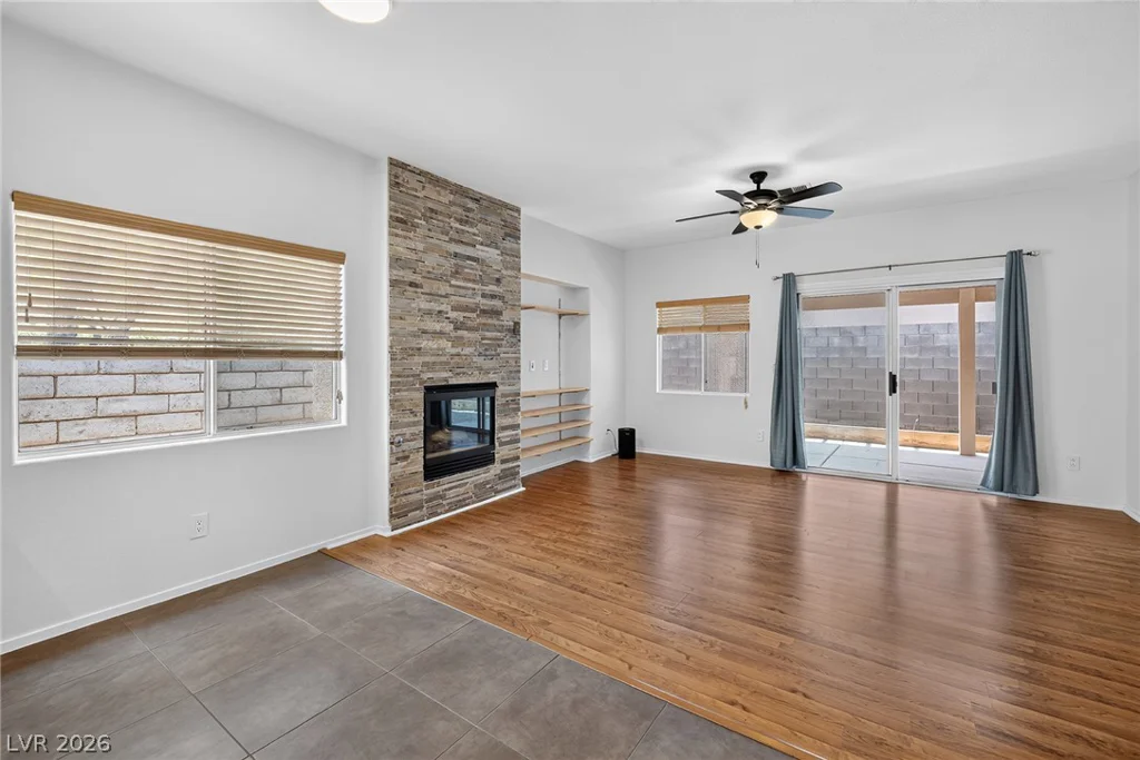 9001 Teetering Rock, Las Vegas, NV 89143