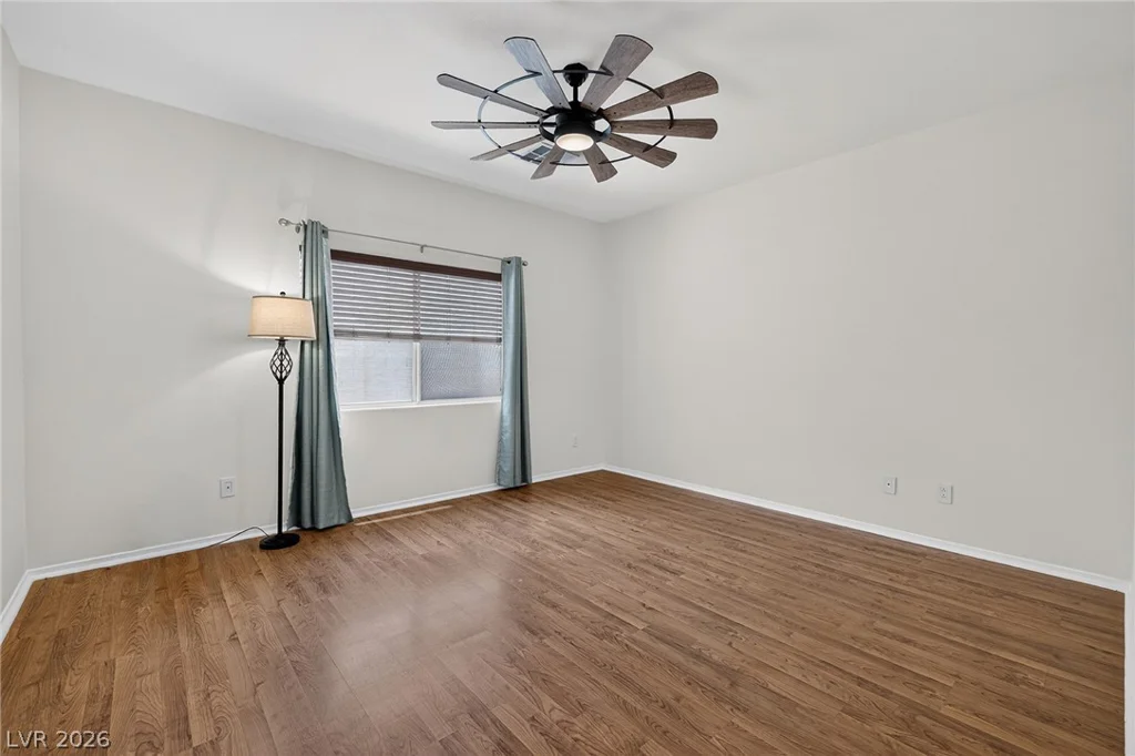 9001 Teetering Rock, Las Vegas, NV 89143