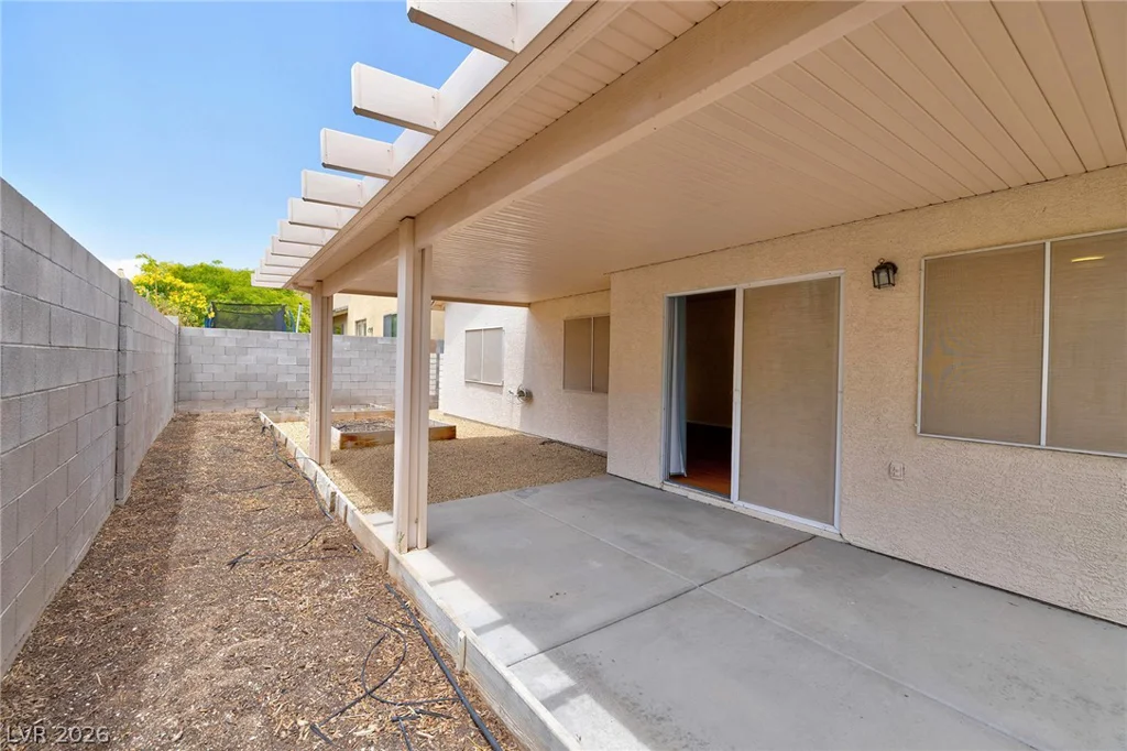 9001 Teetering Rock, Las Vegas, NV 89143