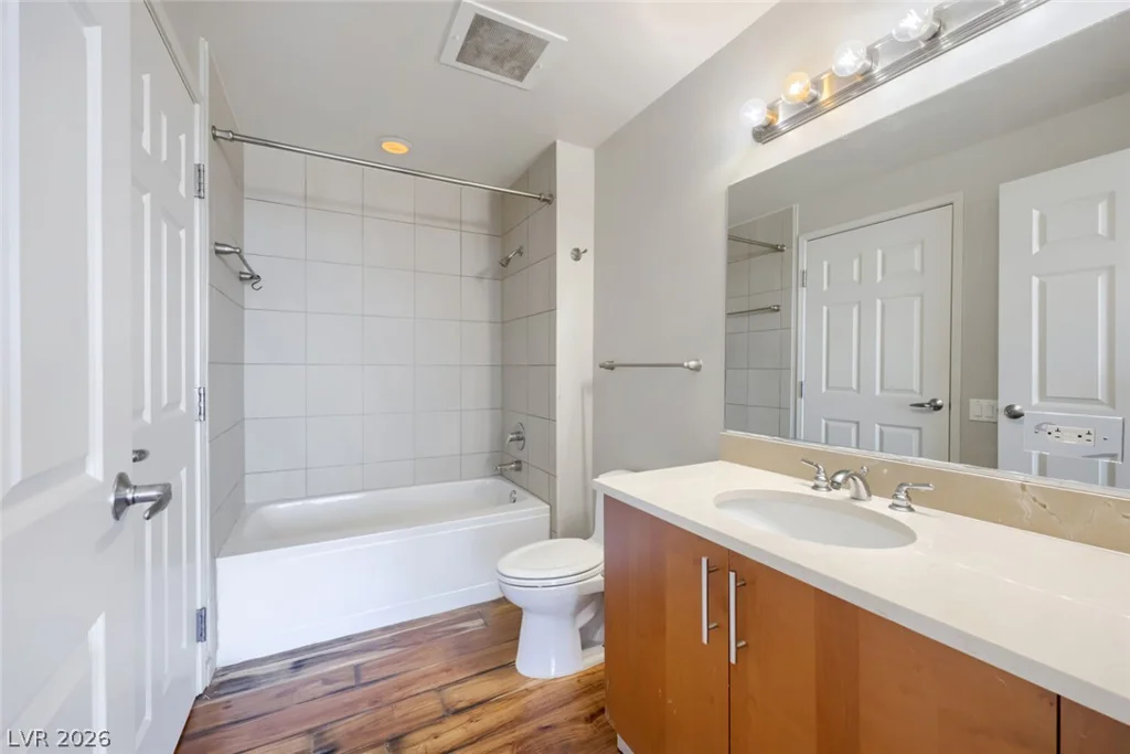 200 Sahara, Las Vegas, NV 89102