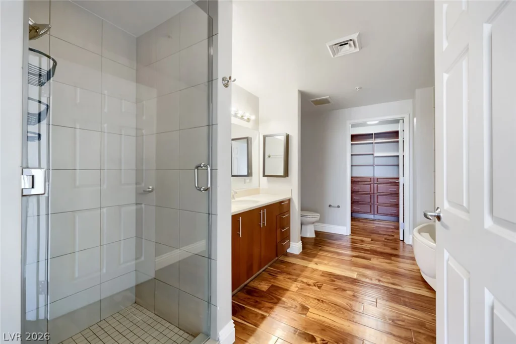 200 Sahara, Las Vegas, NV 89102