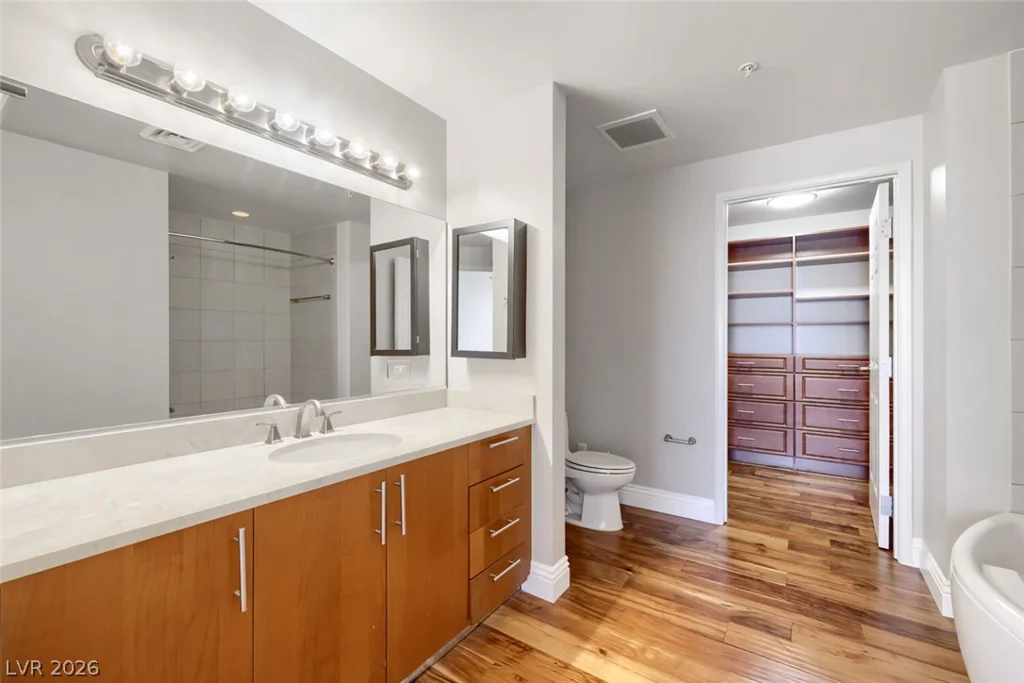 200 Sahara, Las Vegas, NV 89102