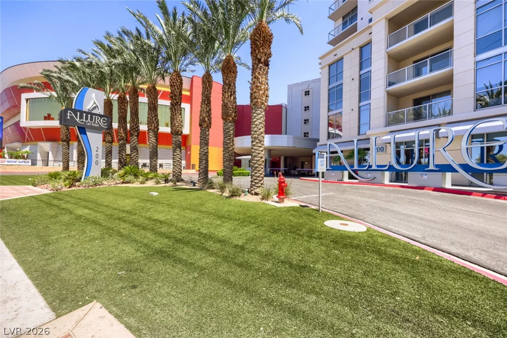 200 Sahara, Las Vegas, NV 89102