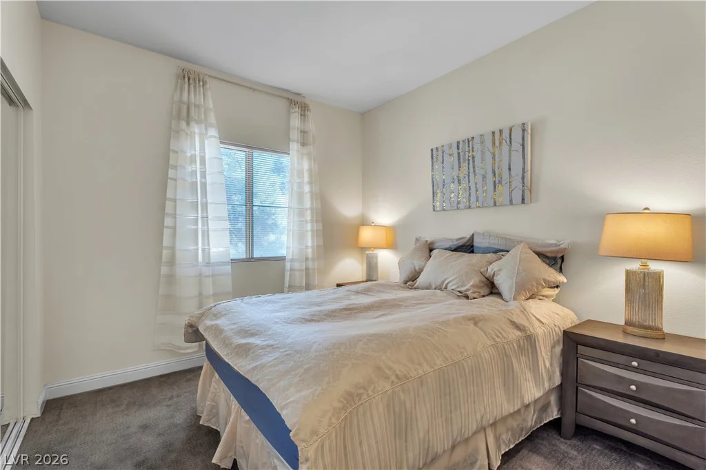 5250 Rainbow, Las Vegas, NV 89118