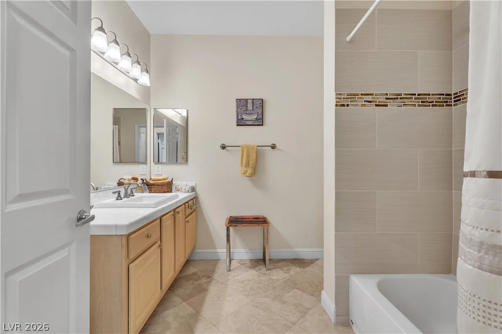 5250 Rainbow, Las Vegas, NV 89118