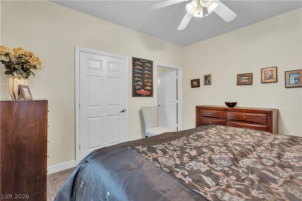 5250 Rainbow, Las Vegas, NV 89118