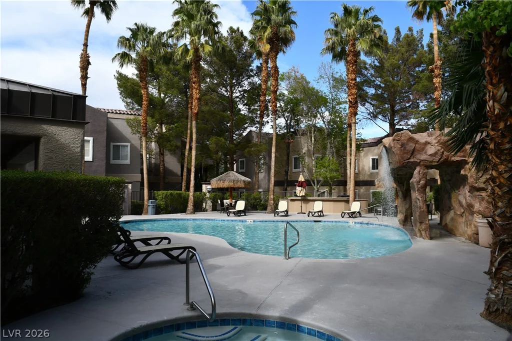 5250 Rainbow, Las Vegas, NV 89118