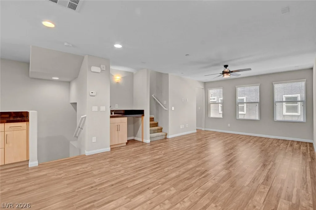 9050 Tropicana, Las Vegas, NV 89147