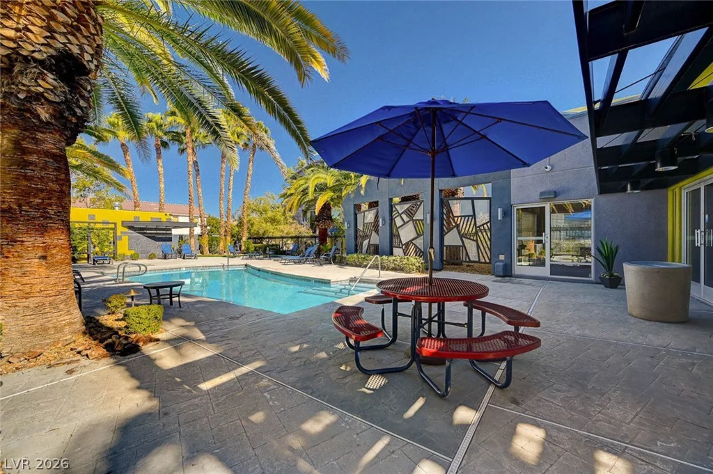 9050 Tropicana, Las Vegas, NV 89147