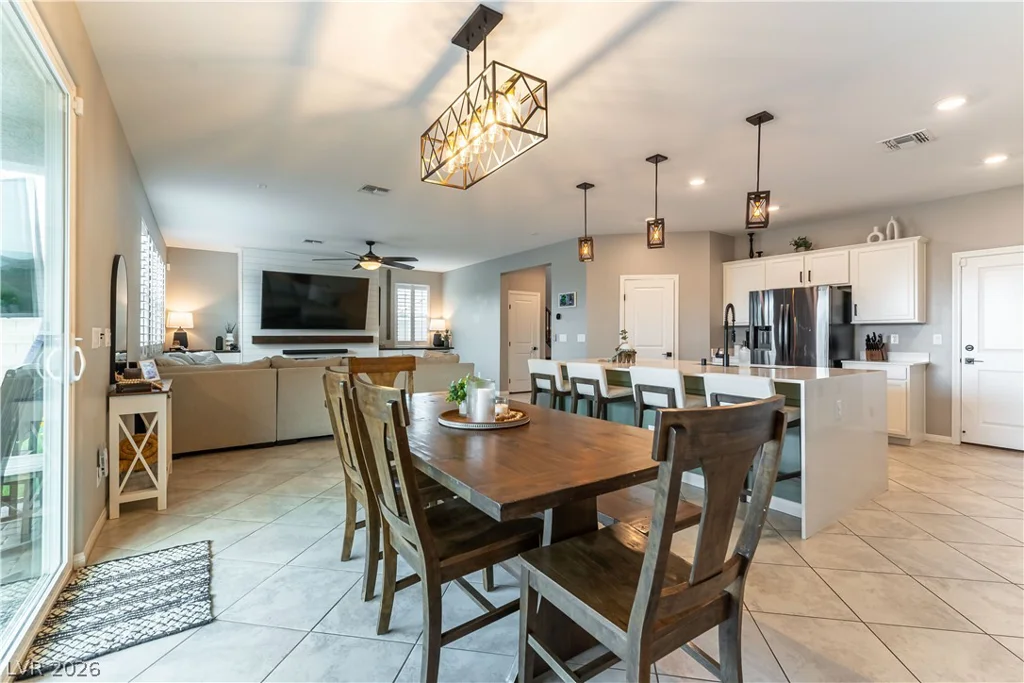 9738 Rotherham Hills, Las Vegas, NV 89178