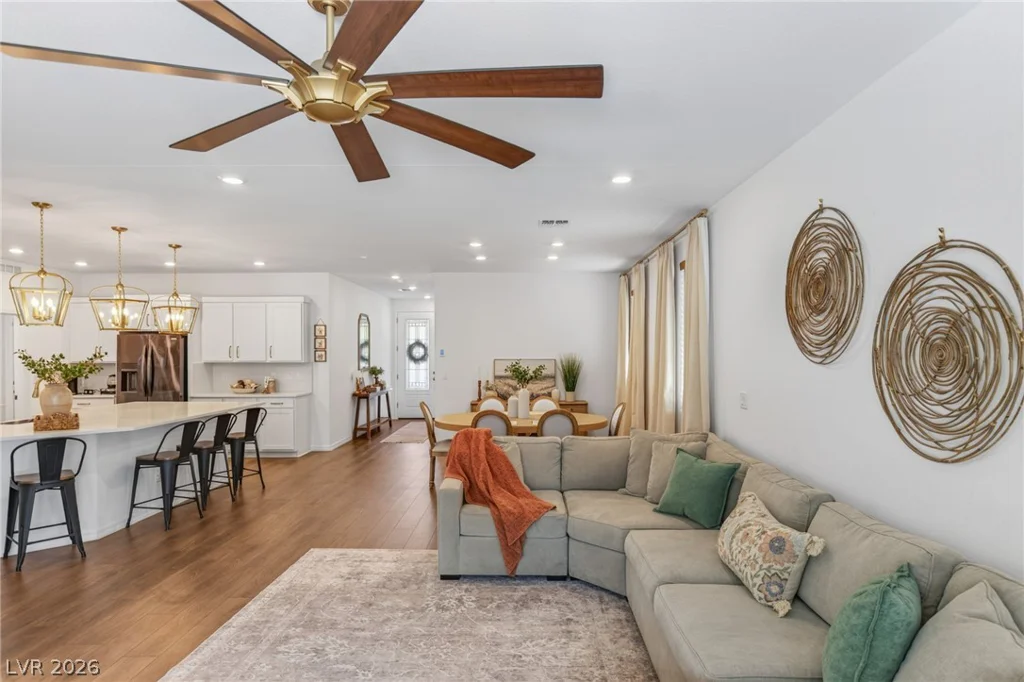 6525 Twin Brooks, Las Vegas, NV 89139
