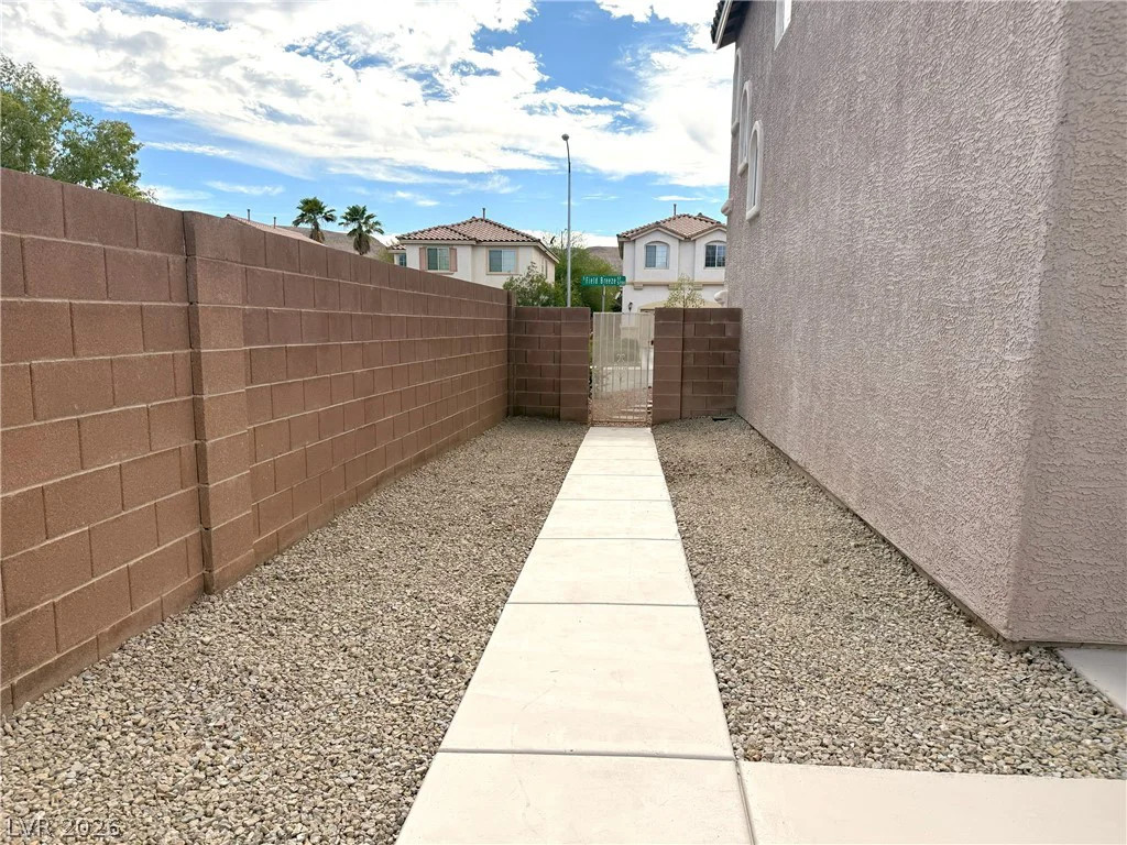 5782 Field Breeze, Las Vegas, NV 89148