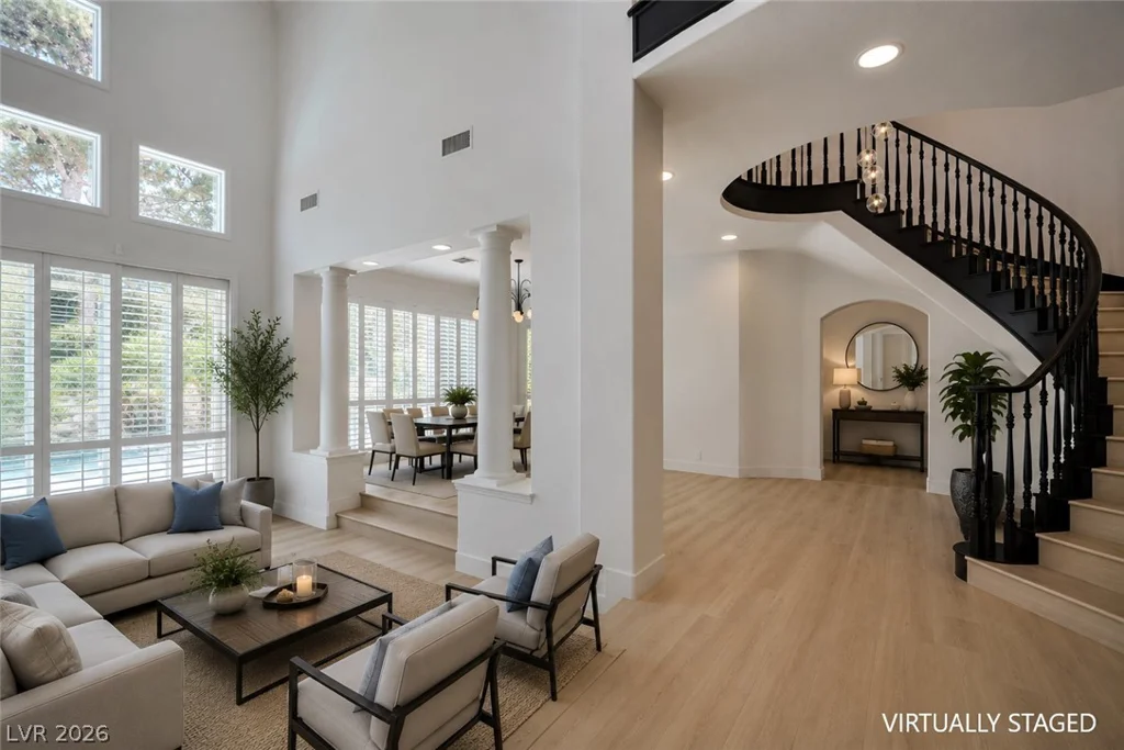 8244 Horseshoe Bend, Las Vegas, NV 89113
