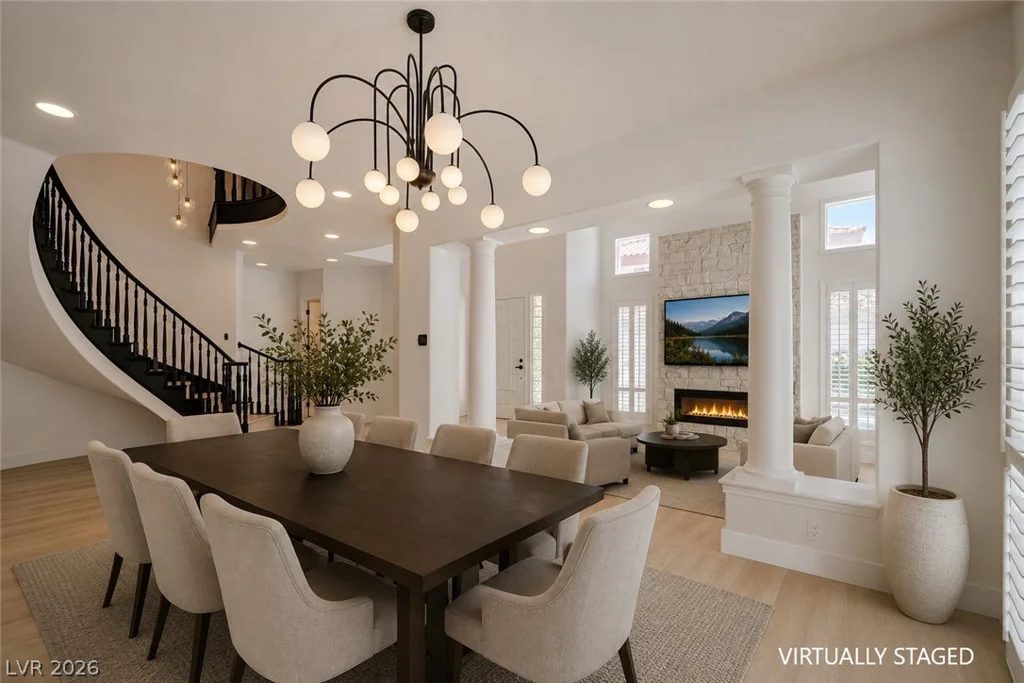 8244 Horseshoe Bend, Las Vegas, NV 89113